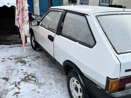 Белый ВАЗ 2108, объемом двигателя 1.3 л и пробегом 1000 тыс. км за 1000 $, фото 1 на Automoto.ua