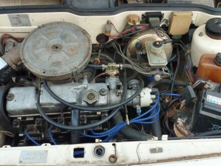 ВАЗ 2108 1991 в Макарове на Automoto.ua Белый ВАЗ 2108, объемом двигателя 1.1 л и пробегом 93 тыс. км за 1700 $, фото 1 на Automoto.ua