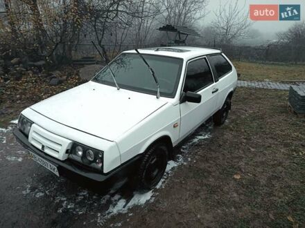 Белый ВАЗ 2108, объемом двигателя 1.1 л и пробегом 69 тыс. км за 1100 $, фото 1 на Automoto.ua