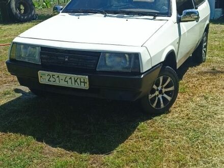 ВАЗ 2108 1991 у Яготине на Automoto.ua Білий ВАЗ 2108, об'ємом двигуна 1 л та пробігом 54 тис. км за 34000 $, фото 1 на Automoto.ua