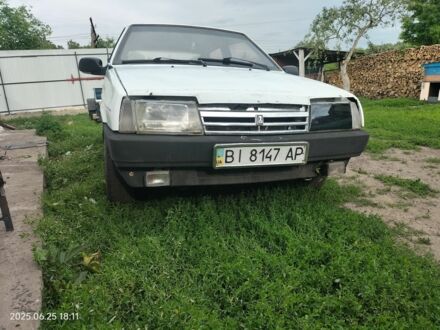 ВАЗ 2108 1991 в Гребенке на Automoto.ua Белый ВАЗ 2108, объемом двигателя 1.5 л и пробегом 200 тыс. км за 482 $, фото 1 на Automoto.ua