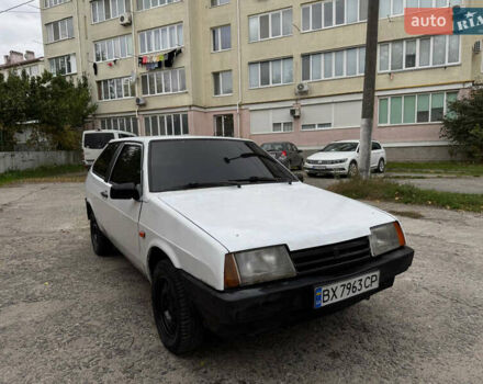 ВАЗ 2108 1991 в Каменце-Подольском на Automoto.ua Белый ВАЗ 2108, объемом двигателя 1.5 л и пробегом 100 тыс. км за 550 $, фото 1 на Automoto.ua