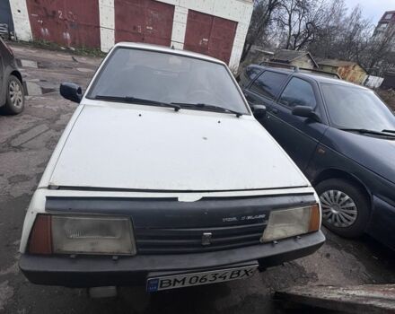 Белый ВАЗ 2108, объемом двигателя 1.3 л и пробегом 150 тыс. км за 1000 $, фото 1 на Automoto.ua