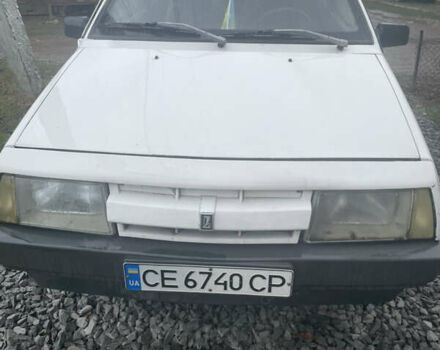 Белый ВАЗ 2108, объемом двигателя 1.3 л и пробегом 220 тыс. км за 930 $, фото 1 на Automoto.ua