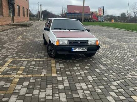 Белый ВАЗ 2108, объемом двигателя 1.29 л и пробегом 95 тыс. км за 950 $, фото 1 на Automoto.ua