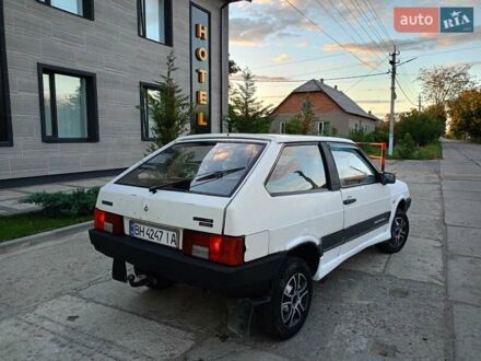 ВАЗ 2108 1991 в Килие на Automoto.ua Белый ВАЗ 2108, объемом двигателя 1.5 л и пробегом 120 тыс. км за 800 $, фото 1 на Automoto.ua