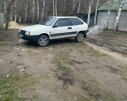 Белый ВАЗ 2108, объемом двигателя 1.29 л и пробегом 100 тыс. км за 1400 $, фото 1 на Automoto.ua