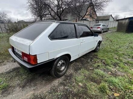 Белый ВАЗ 2108, объемом двигателя 1.3 л и пробегом 200 тыс. км за 1500 $, фото 1 на Automoto.ua