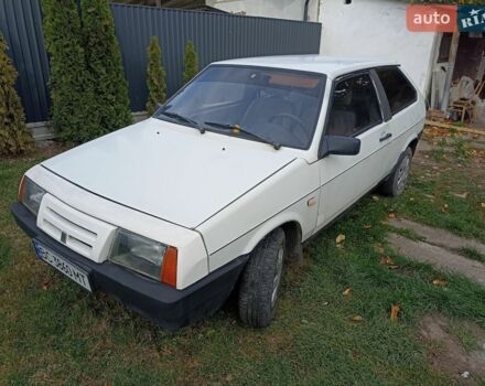 Белый ВАЗ 2108, объемом двигателя 1.1 л и пробегом 279 тыс. км за 550 $, фото 1 на Automoto.ua