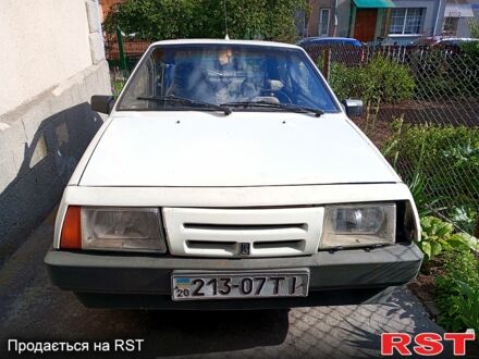 ВАЗ 2108 1991 у Тернополі на Automoto.ua Білий ВАЗ 2108, об'ємом двигуна 1.1 л та пробігом 300 тис. км за 800 $, фото 1 на Automoto.ua