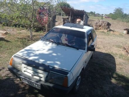 Белый ВАЗ 2108, объемом двигателя 0 л и пробегом 150 тыс. км за 650 $, фото 1 на Automoto.ua