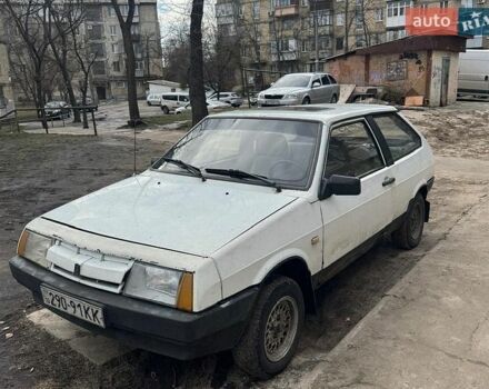 Белый ВАЗ 2108, объемом двигателя 1.29 л и пробегом 200 тыс. км за 450 $, фото 1 на Automoto.ua