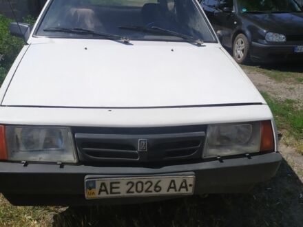 ВАЗ 2108 1992 у Дніпро (Дніпропетровську) на Automoto.ua Білий ВАЗ 2108, об'ємом двигуна 1.3 л та пробігом 100 тис. км за 654 $, фото 1 на Automoto.ua