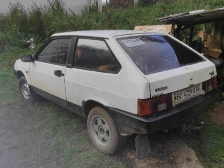 ВАЗ 2108 1992 в Самборе на Automoto.ua Белый ВАЗ 2108, объемом двигателя 0 л и пробегом 3 тыс. км за 500 $, фото 1 на Automoto.ua