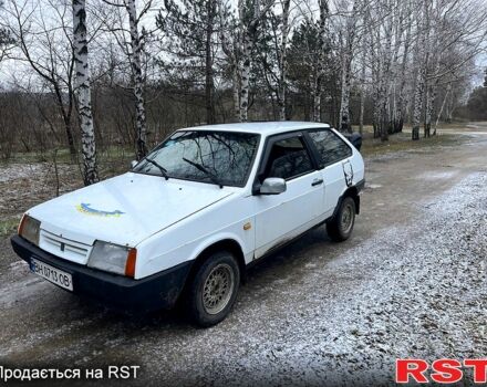 Белый ВАЗ 2108, объемом двигателя 1.5 л и пробегом 256 тыс. км за 899 $, фото 1 на Automoto.ua