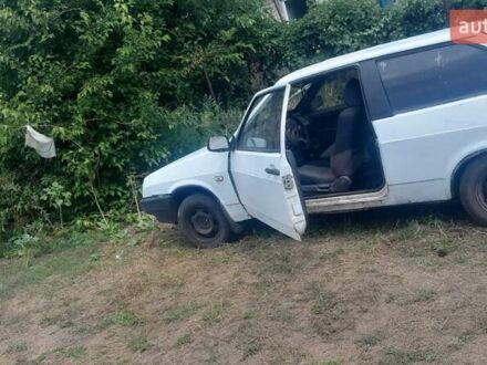 ВАЗ 2108 1992 в Кривом Роге на Automoto.ua Белый ВАЗ 2108, объемом двигателя 1.5 л и пробегом 500 тыс. км за 672 $, фото 1 на Automoto.ua