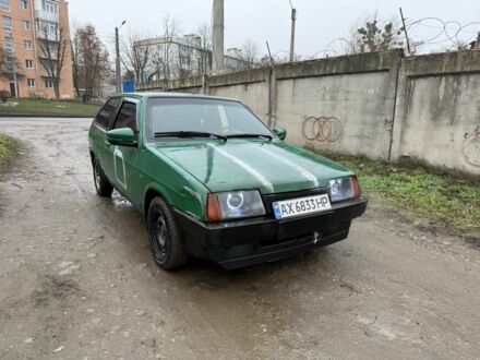 Белый ВАЗ 2108, объемом двигателя 1.5 л и пробегом 240 тыс. км за 379 $, фото 1 на Automoto.ua