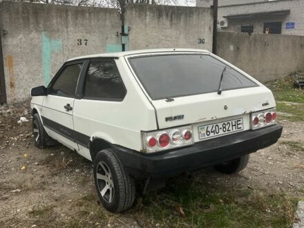 Белый ВАЗ 2108, объемом двигателя 1.5 л и пробегом 300 тыс. км за 600 $, фото 1 на Automoto.ua