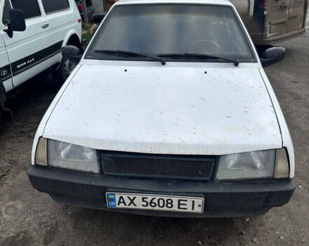 Белый ВАЗ 2108, объемом двигателя 1.5 л и пробегом 70 тыс. км за 1300 $, фото 1 на Automoto.ua