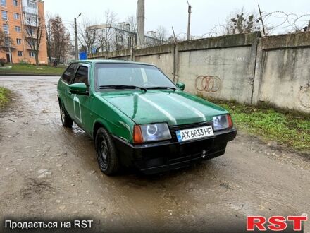 Белый ВАЗ 2108, объемом двигателя 1.5 л и пробегом 240 тыс. км за 380 $, фото 1 на Automoto.ua