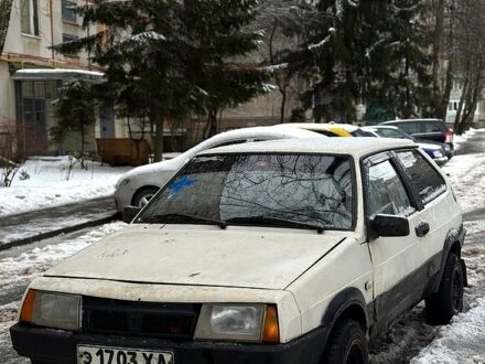 Белый ВАЗ 2108, объемом двигателя 1.5 л и пробегом 150 тыс. км за 850 $, фото 1 на Automoto.ua