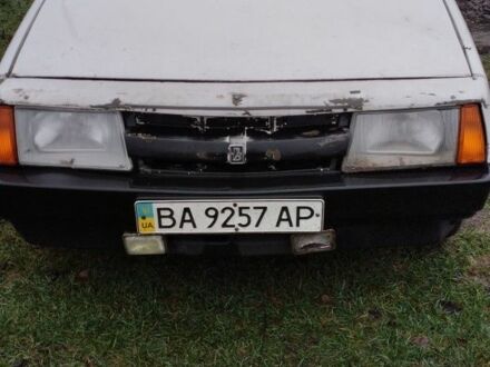Белый ВАЗ 2108, объемом двигателя 1.5 л и пробегом 277 тыс. км за 710 $, фото 1 на Automoto.ua