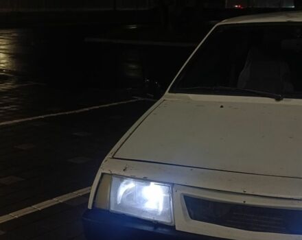 Белый ВАЗ 2108, объемом двигателя 1.3 л и пробегом 380 тыс. км за 591 $, фото 1 на Automoto.ua