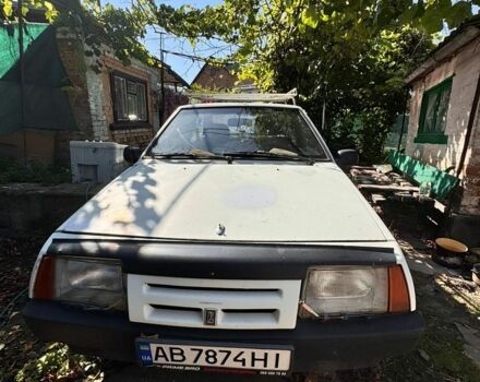 Белый ВАЗ 2108, объемом двигателя 1.3 л и пробегом 104 тыс. км за 900 $, фото 1 на Automoto.ua