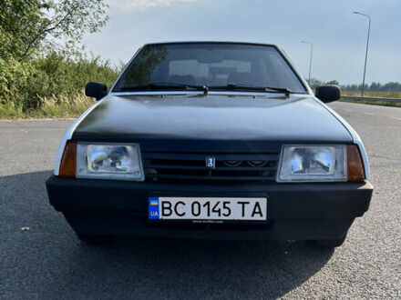 ВАЗ 2108 1992 в Пустомытах на Automoto.ua Белый ВАЗ 2108, объемом двигателя 1.5 л и пробегом 220 тыс. км за 600 $, фото 1 на Automoto.ua