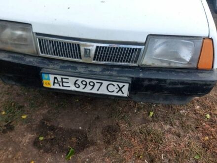 Белый ВАЗ 2108, объемом двигателя 0 л и пробегом 200 тыс. км за 1000 $, фото 1 на Automoto.ua