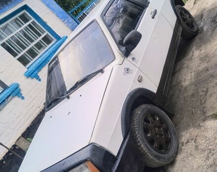 Белый ВАЗ 2108, объемом двигателя 1.5 л и пробегом 300 тыс. км за 460 $, фото 1 на Automoto.ua