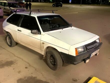 ВАЗ 2108 1992 у Кропивницькому (Кіровограді) на Automoto.ua Білий ВАЗ 2108, об'ємом двигуна 1.1 л та пробігом 213 тис. км за 900 $, фото 1 на Automoto.ua