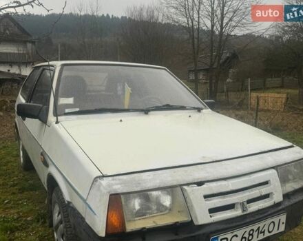 Белый ВАЗ 2108, объемом двигателя 1.29 л и пробегом 200 тыс. км за 450 $, фото 1 на Automoto.ua