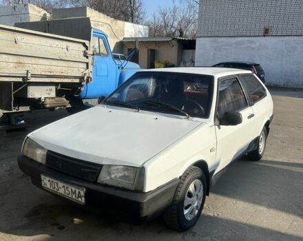 Белый ВАЗ 2108, объемом двигателя 1.3 л и пробегом 32 тыс. км за 700 $, фото 1 на Automoto.ua