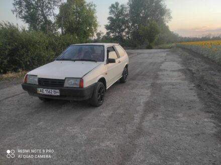 ВАЗ 2108 1992 в Балаклее на Automoto.ua Белый ВАЗ 2108, объемом двигателя 0 л и пробегом 1 тыс. км за 900 $, фото 1 на Automoto.ua