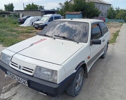 Белый ВАЗ 2108, объемом двигателя 1.5 л и пробегом 550 тыс. км за 873 $, фото 1 на Automoto.ua