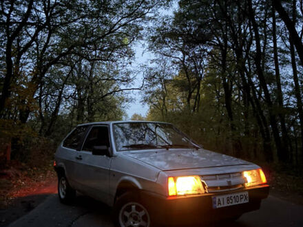 ВАЗ 2108 1993 в Чернигове на Automoto.ua Белый ВАЗ 2108, объемом двигателя 1.29 л и пробегом 48 тыс. км за 950 $, фото 1 на Automoto.ua