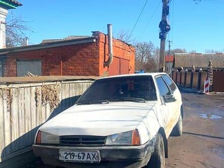 Белый ВАЗ 2108, объемом двигателя 1.5 л и пробегом 200 тыс. км за 450 $, фото 1 на Automoto.ua