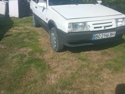 ВАЗ 2108 1994 у Підволочиськ на Automoto.ua Білий ВАЗ 2108, об'ємом двигуна 1.1 л та пробігом 53 тис. км за 677 $, фото 1 на Automoto.ua