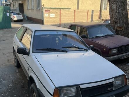 ВАЗ 2108 1995 в Киеве на Automoto.ua Белый ВАЗ 2108, объемом двигателя 1.3 л и пробегом 92 тыс. км за 35000 $, фото 1 на Automoto.ua