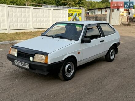 Белый ВАЗ 2108, объемом двигателя 1.3 л и пробегом 80 тыс. км за 699 $, фото 1 на Automoto.ua