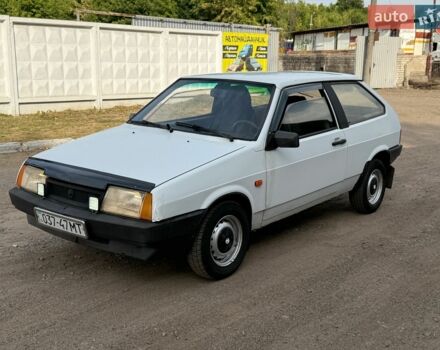 Белый ВАЗ 2108, объемом двигателя 1.3 л и пробегом 80 тыс. км за 699 $, фото 1 на Automoto.ua