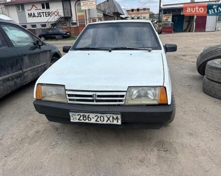 Белый ВАЗ 2108, объемом двигателя 1.5 л и пробегом 60 тыс. км за 449 $, фото 1 на Automoto.ua