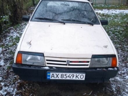 Белый ВАЗ 2108, объемом двигателя 1.3 л и пробегом 1000 тыс. км за 947 $, фото 1 на Automoto.ua