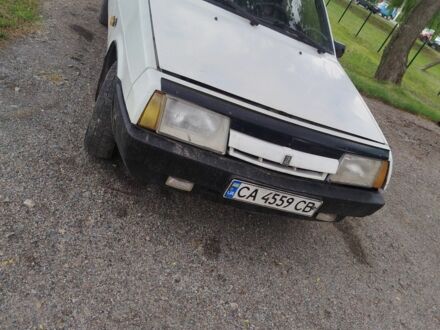 ВАЗ 2108 1996 у Золотоноше на Automoto.ua Білий ВАЗ 2108, об'ємом двигуна 1 л та пробігом 1000 тис. км за 604 $, фото 1 на Automoto.ua