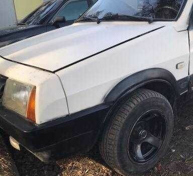 Білий ВАЗ 2108, об'ємом двигуна 1.5 л та пробігом 200 тис. км за 700 $, фото 1 на Automoto.ua