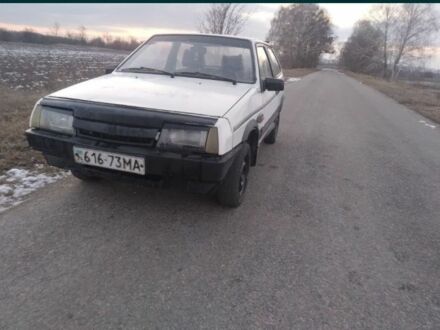 ВАЗ 2108 1997 в Золотоноше на Automoto.ua Белый ВАЗ 2108, объемом двигателя 1.3 л и пробегом 60 тыс. км за 500 $, фото 1 на Automoto.ua