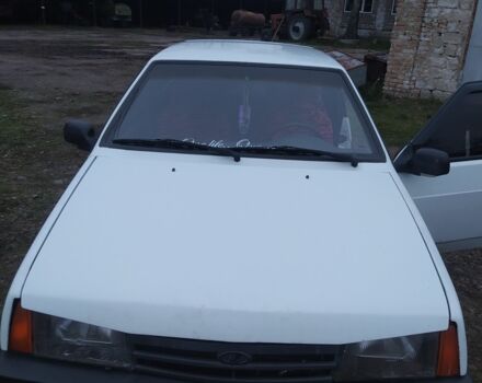 Белый ВАЗ 2108, объемом двигателя 1.5 л и пробегом 2 тыс. км за 900 $, фото 1 на Automoto.ua