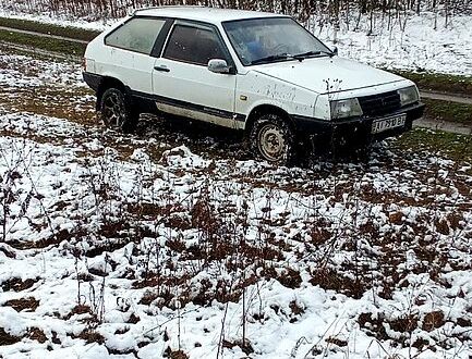 ВАЗ 2108 1998 в Березовке на Automoto.ua Белый ВАЗ 2108, объемом двигателя 15 л и пробегом 160 тыс. км за 850 $, фото 1 на Automoto.ua