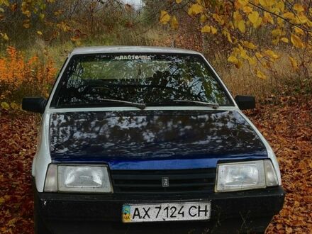Белый ВАЗ 2108, объемом двигателя 1.5 л и пробегом 2 тыс. км за 700 $, фото 1 на Automoto.ua